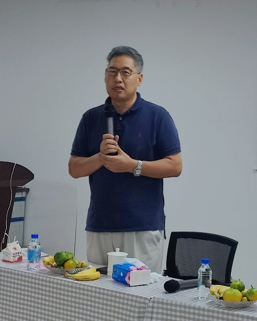 弹珠台游戏
