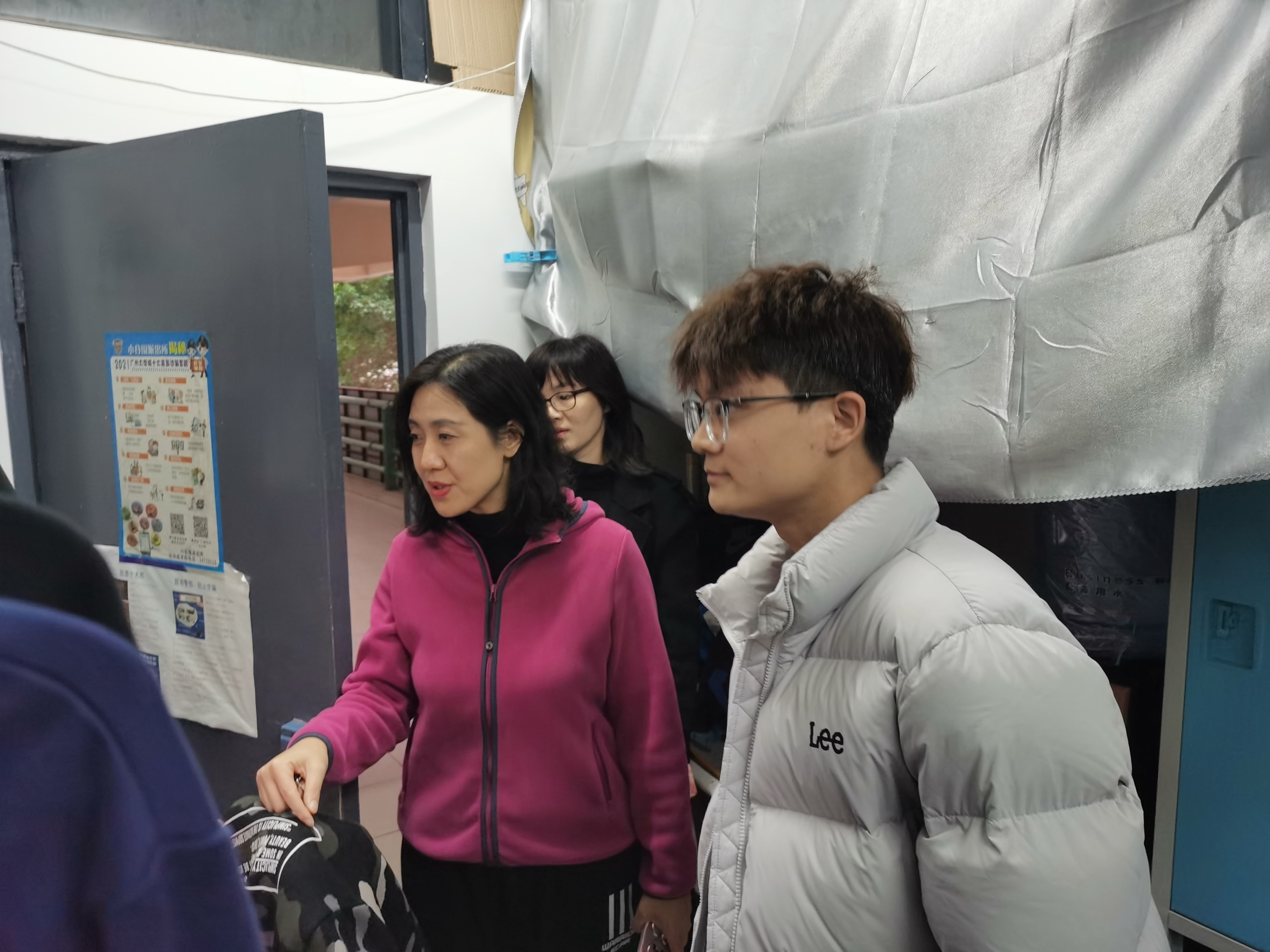 弹珠台游戏